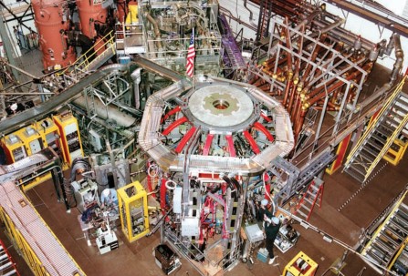 Soudage à l’arc avec fil fourré des aciers inoxydables austénitiques pour service en hélium liquide