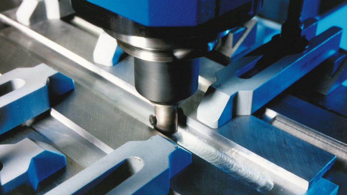 Techniques d’assemblage avancées : FSW, laser hybride, EBW et métal–composite
