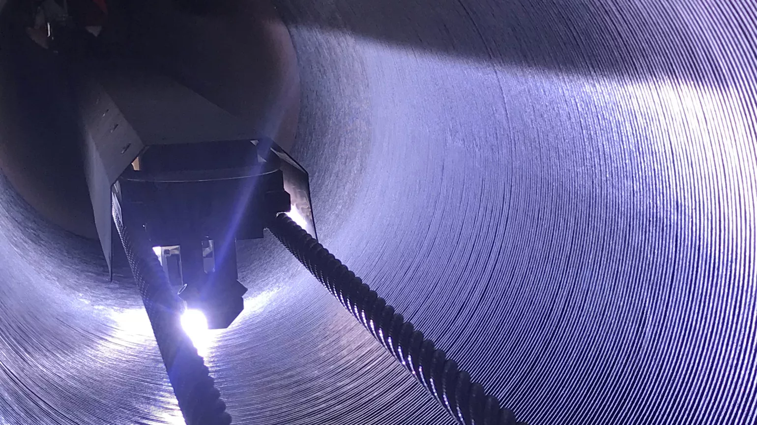 Fronius : détail du dépôt de cladding à l'intérieur d'un tube