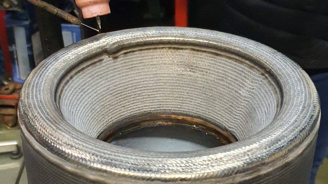 Cladding Alloy 625 pour têtes de puits API 6A : procédé, dilution et qualification